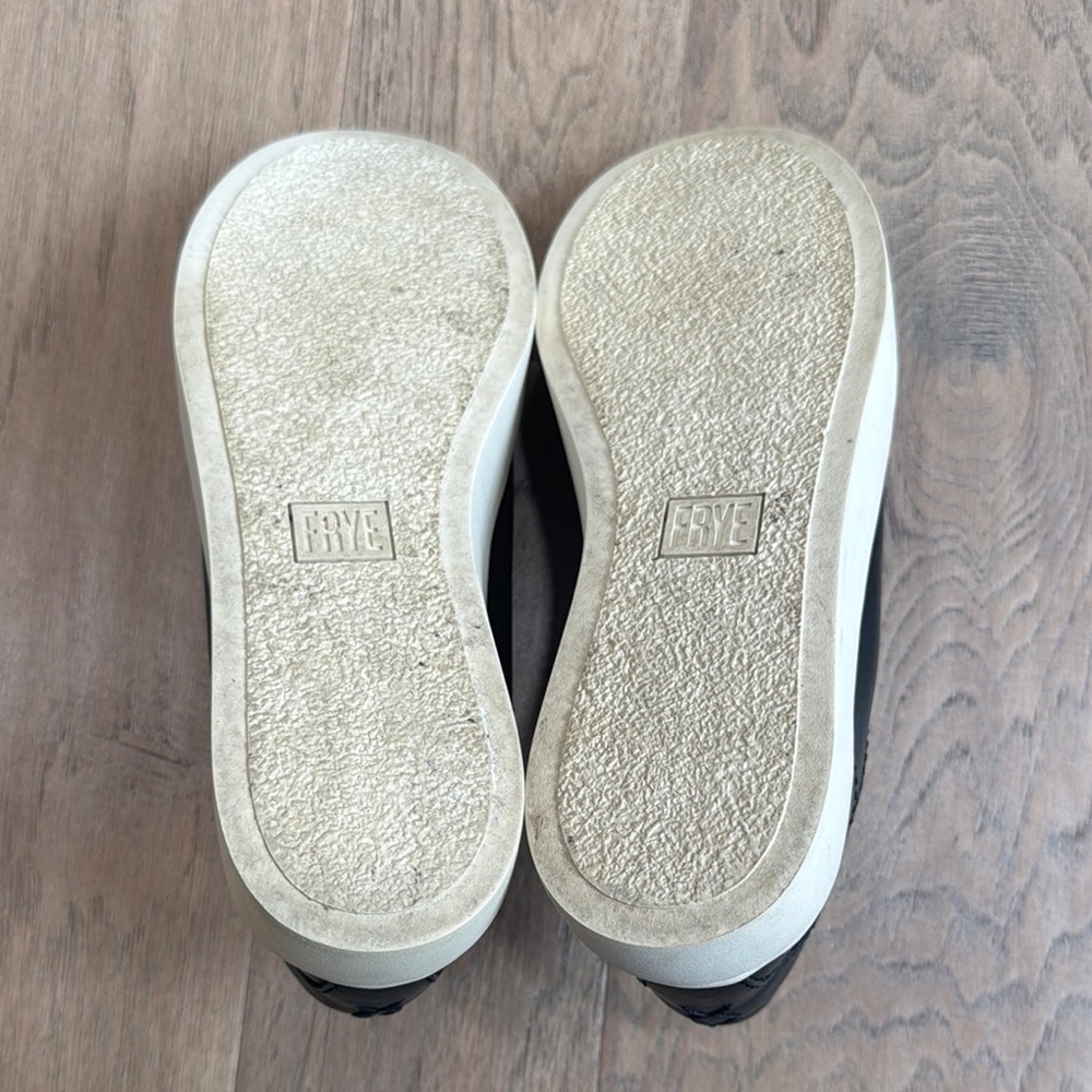 Women’s Frye Lena Zipper Sneakers Size 5.5 - Picture 7 of 7